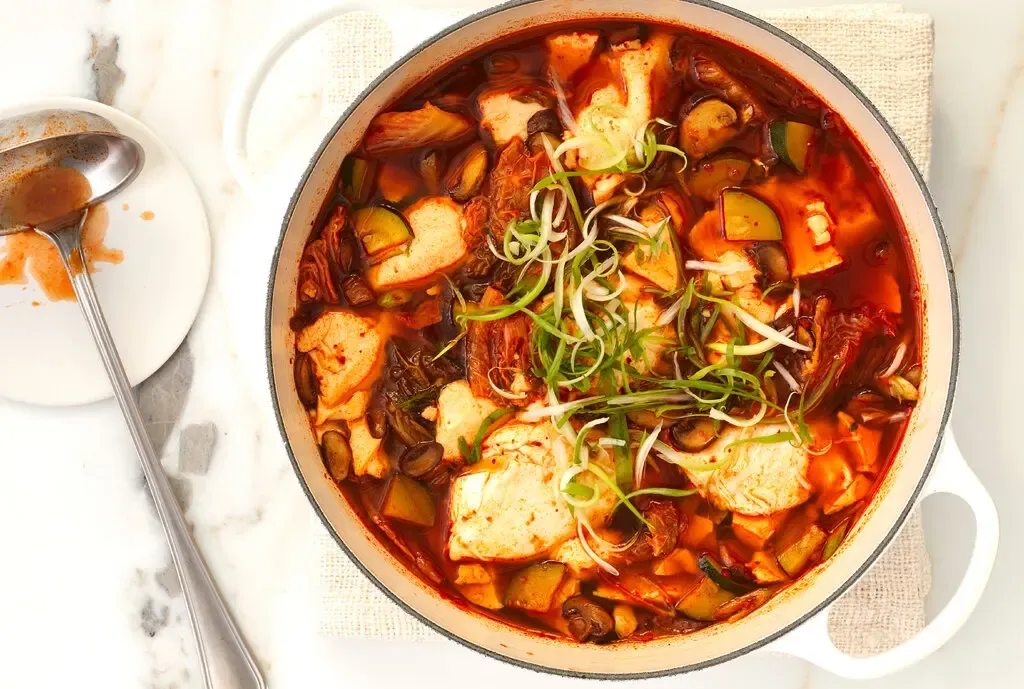 Kore Mutfağının Sıcak Lezzeti: Sundubu Jjigae Tarifi