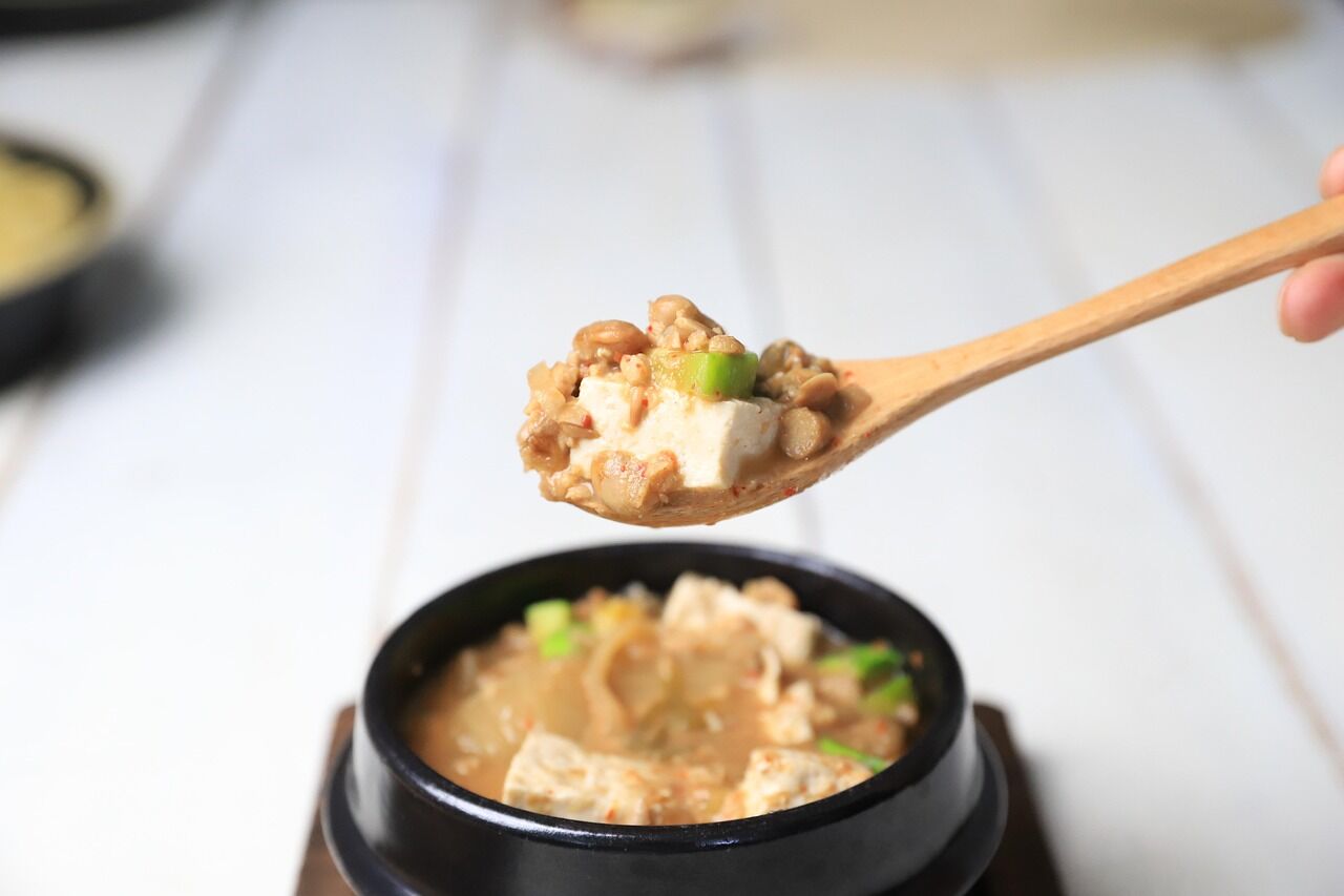 Miso Çorbası Tarifi: Sushi Pazarı’ndan Asya Mutfağının En Lezzetli Çorbası