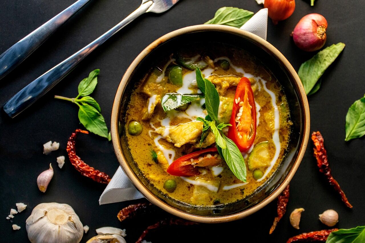 Thai Körili Tavuk (Gaeng Kari Gai) Tarifi