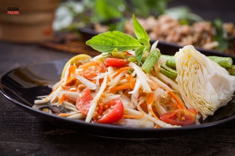Som Tum Tarifi: Tayland Usulü Ferah, Acılı ve Ekşi Papaya Salatası